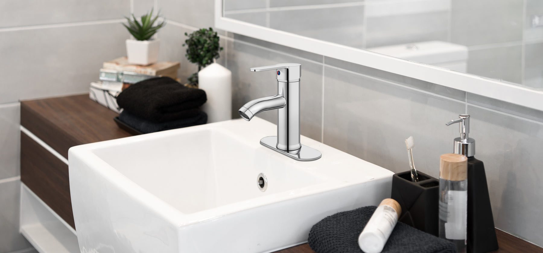 Stainless Steel 304 Bathroom Faucet Chrome Polished Farmhouse Single Handle Lavatory Basin Vanity Sink Faucet with Supply Line